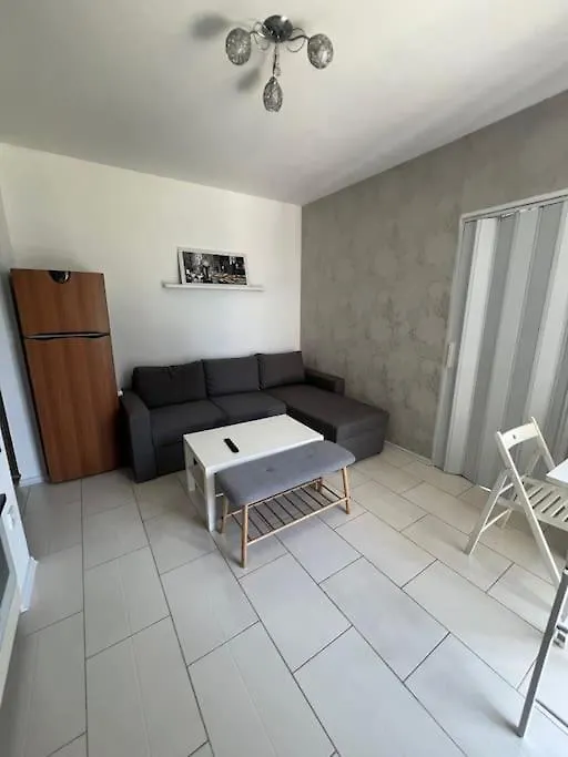Apartment Cosy Studio Next To The Mall Sofia